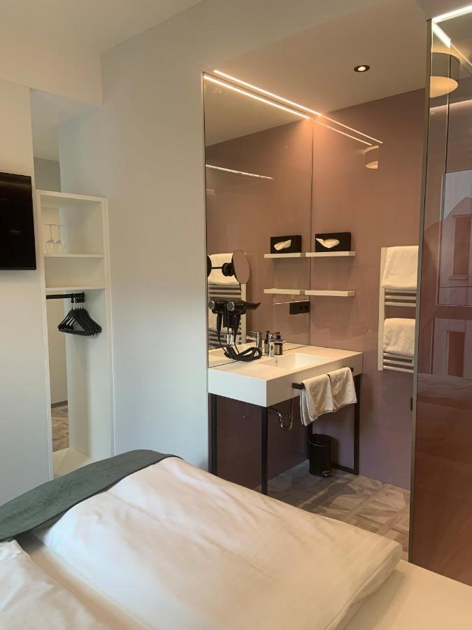 Art-Inn Design Self-Check-In-Hotel Linz Exterior photo