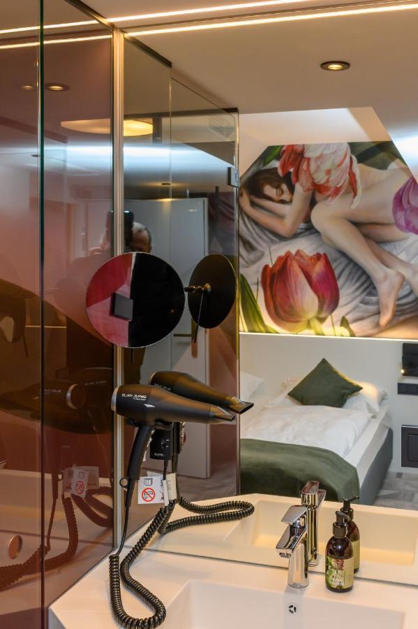 Art-Inn Design Self-Check-In-Hotel Linz Exterior photo